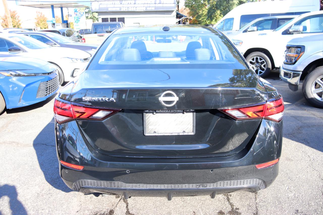 Nissan Sentra SV CVT 2025