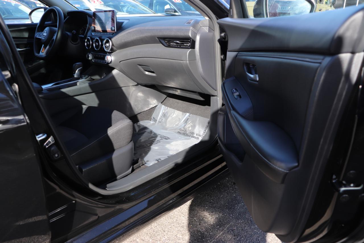 Nissan Sentra SV CVT 2025