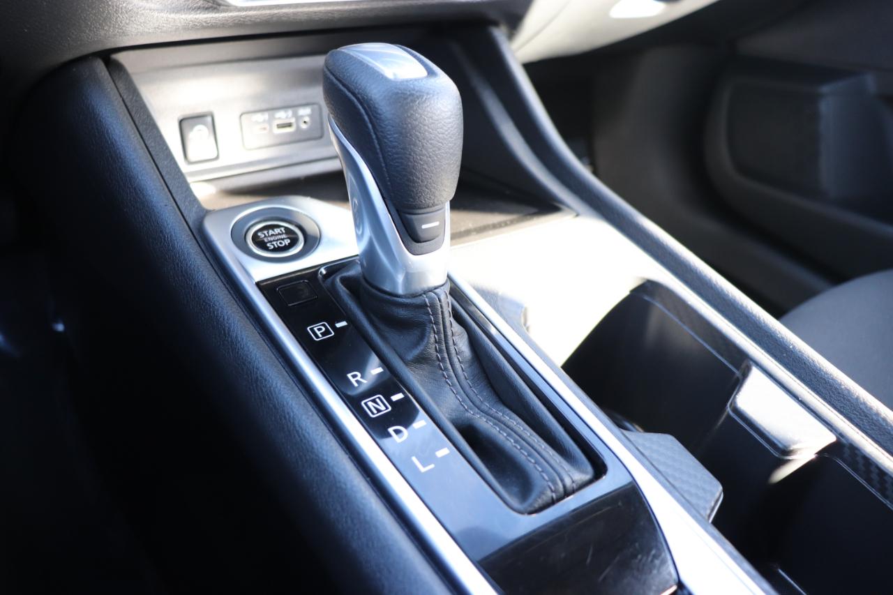 Nissan Sentra SV CVT 2025