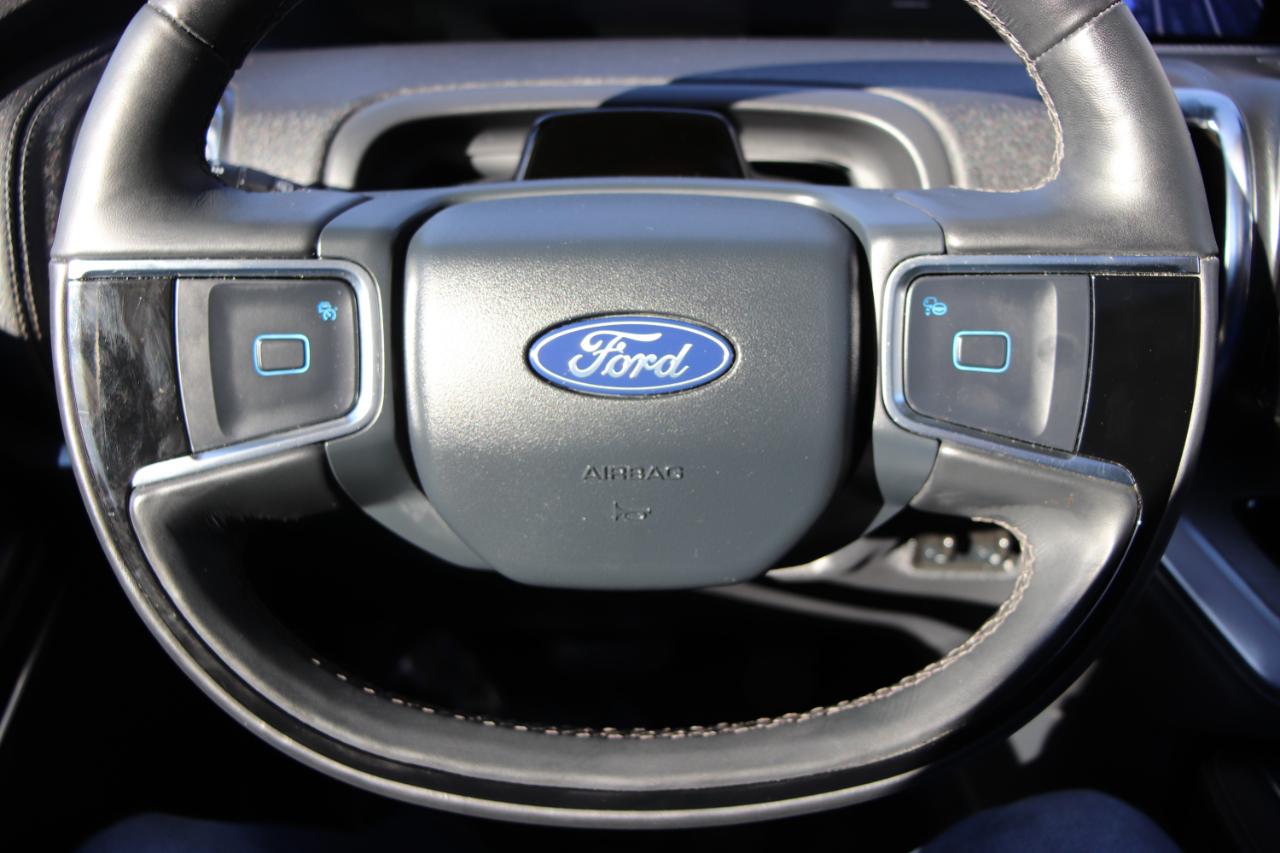 Ford Expedition Max Platinum 4x4 2025