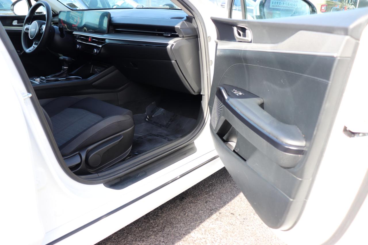 Kia K5 LXS Auto FWD 2026