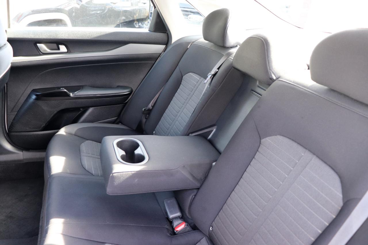 Kia K5 LXS Auto FWD 2026