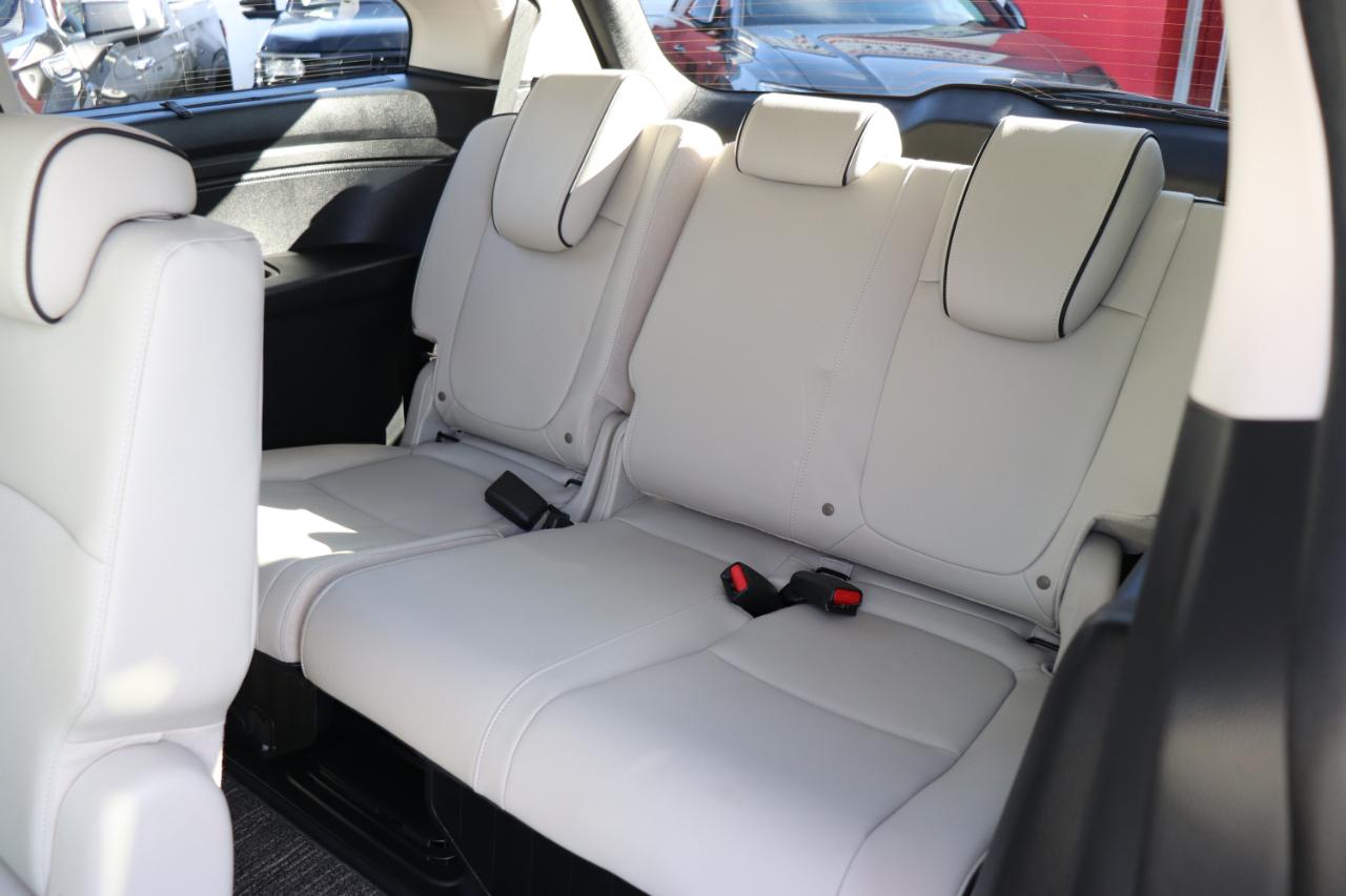 Honda Odyssey Touring Auto 2027