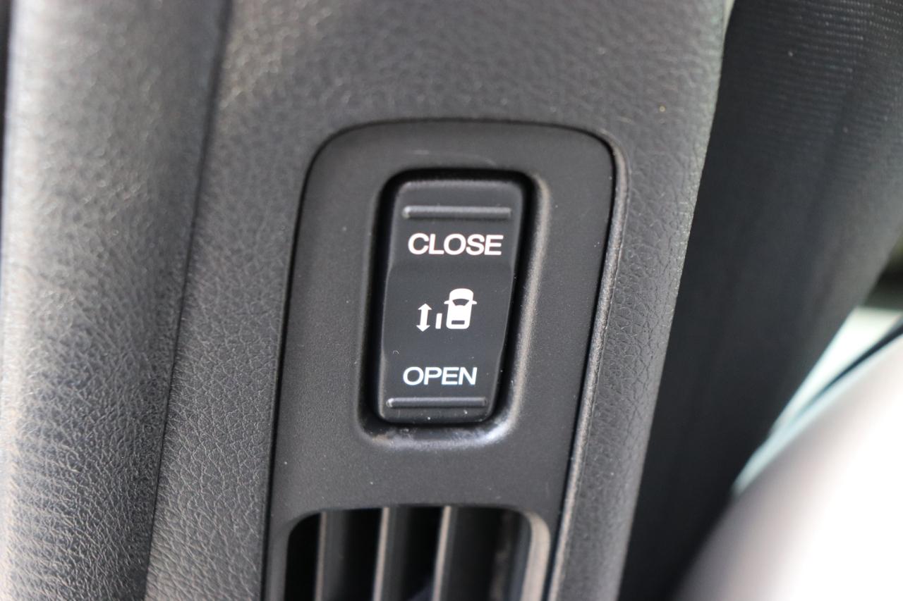 Honda Odyssey Touring Auto 2027