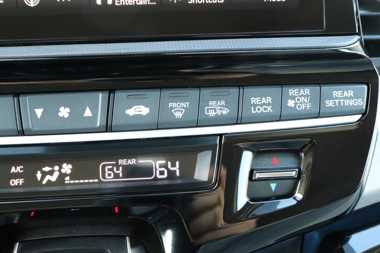 Honda Odyssey Touring Auto 2027