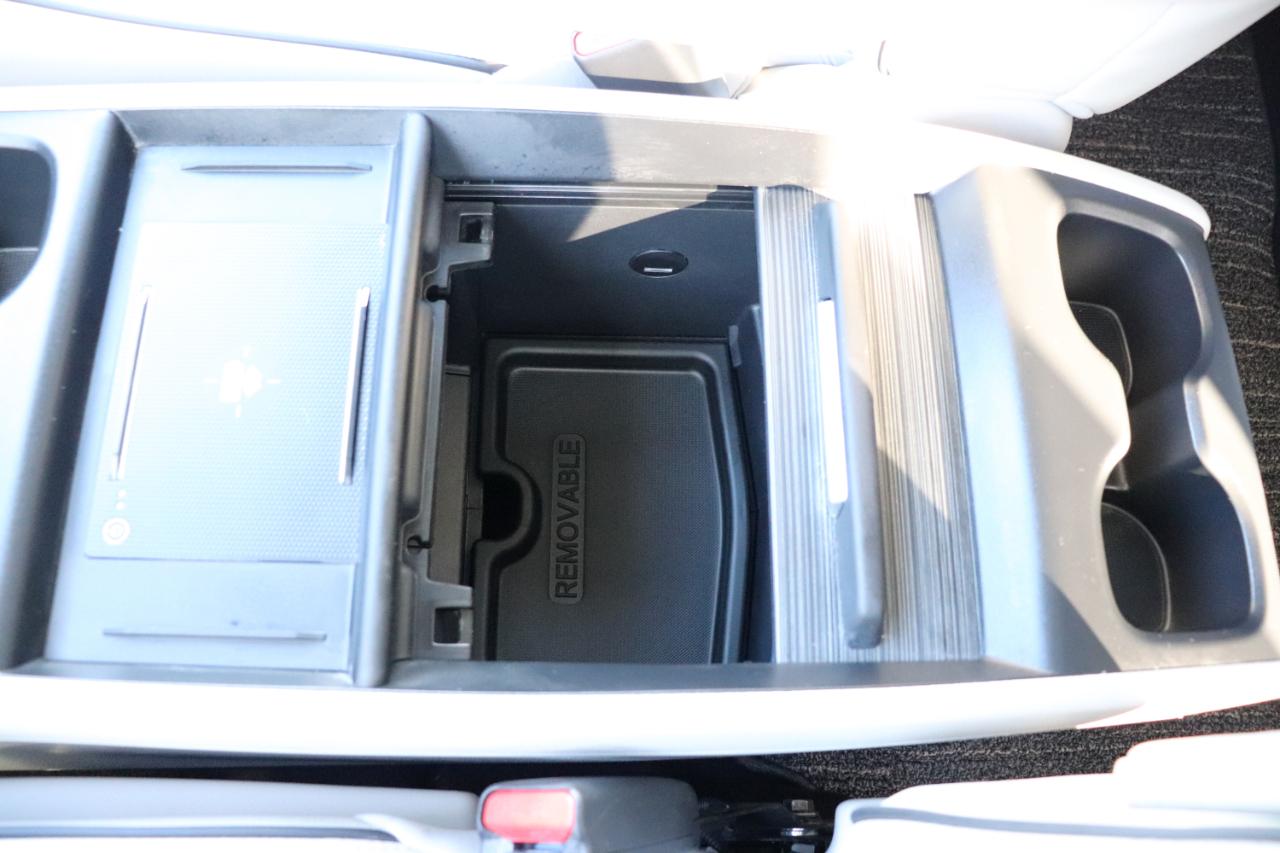 Honda Odyssey Touring Auto 2027
