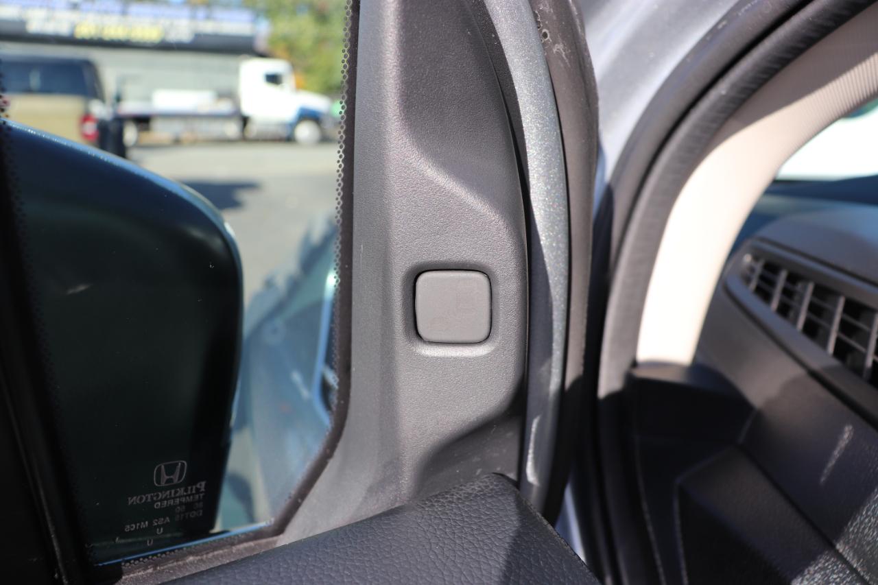 Honda Odyssey Touring Auto 2027