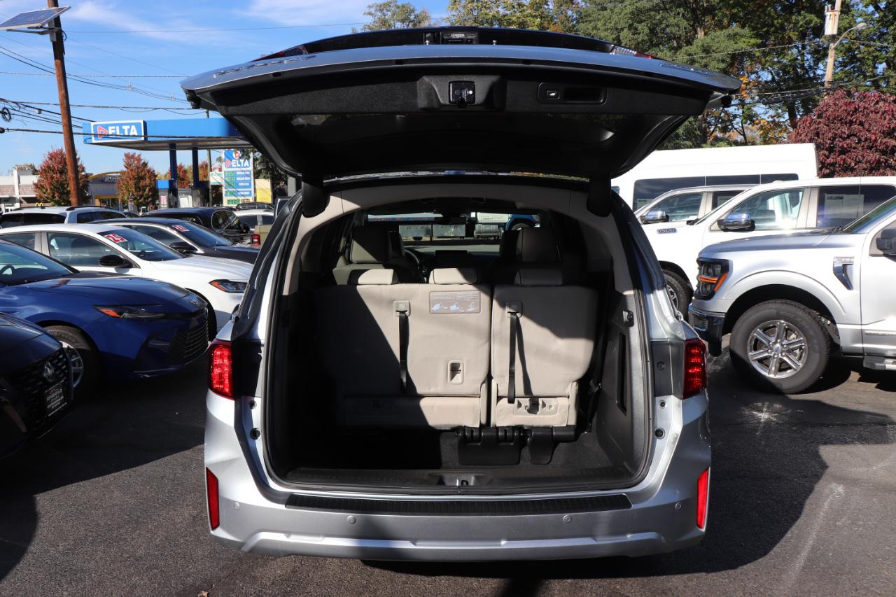 Honda Odyssey Touring Auto 2027