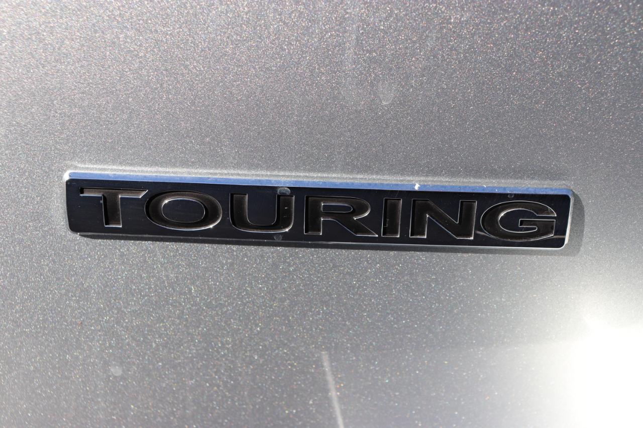 Honda Odyssey Touring Auto 2027