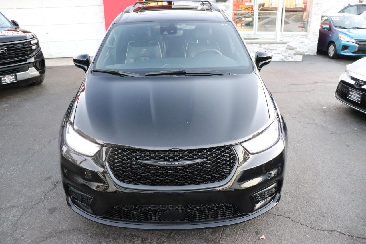 Chrysler Pacifica Limited FWD 2025