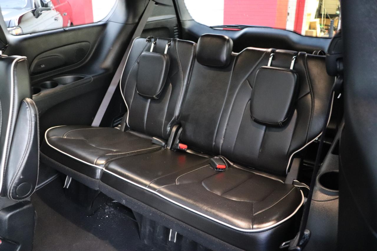 Chrysler Pacifica Limited FWD 2025