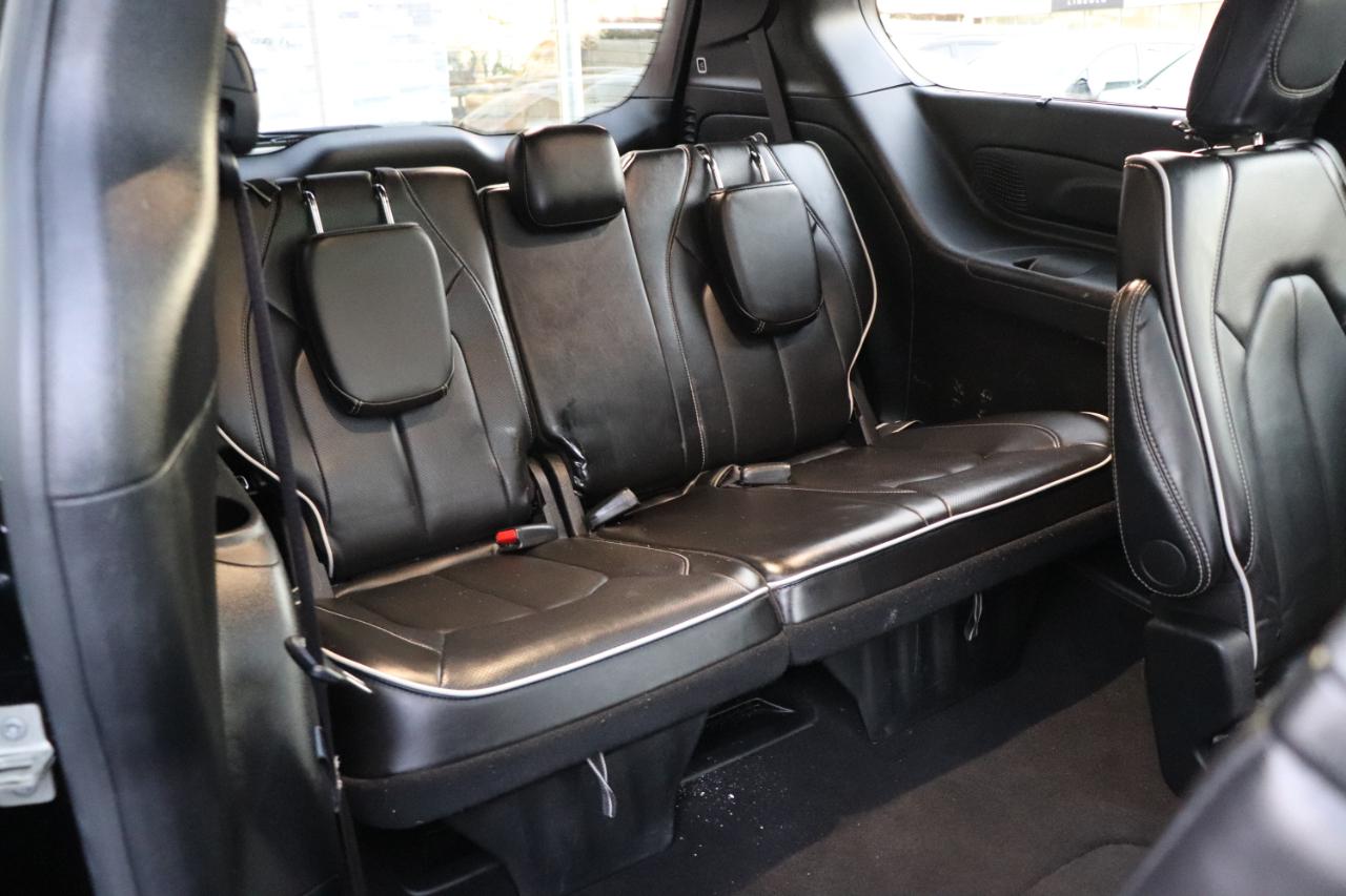 Chrysler Pacifica Limited FWD 2025