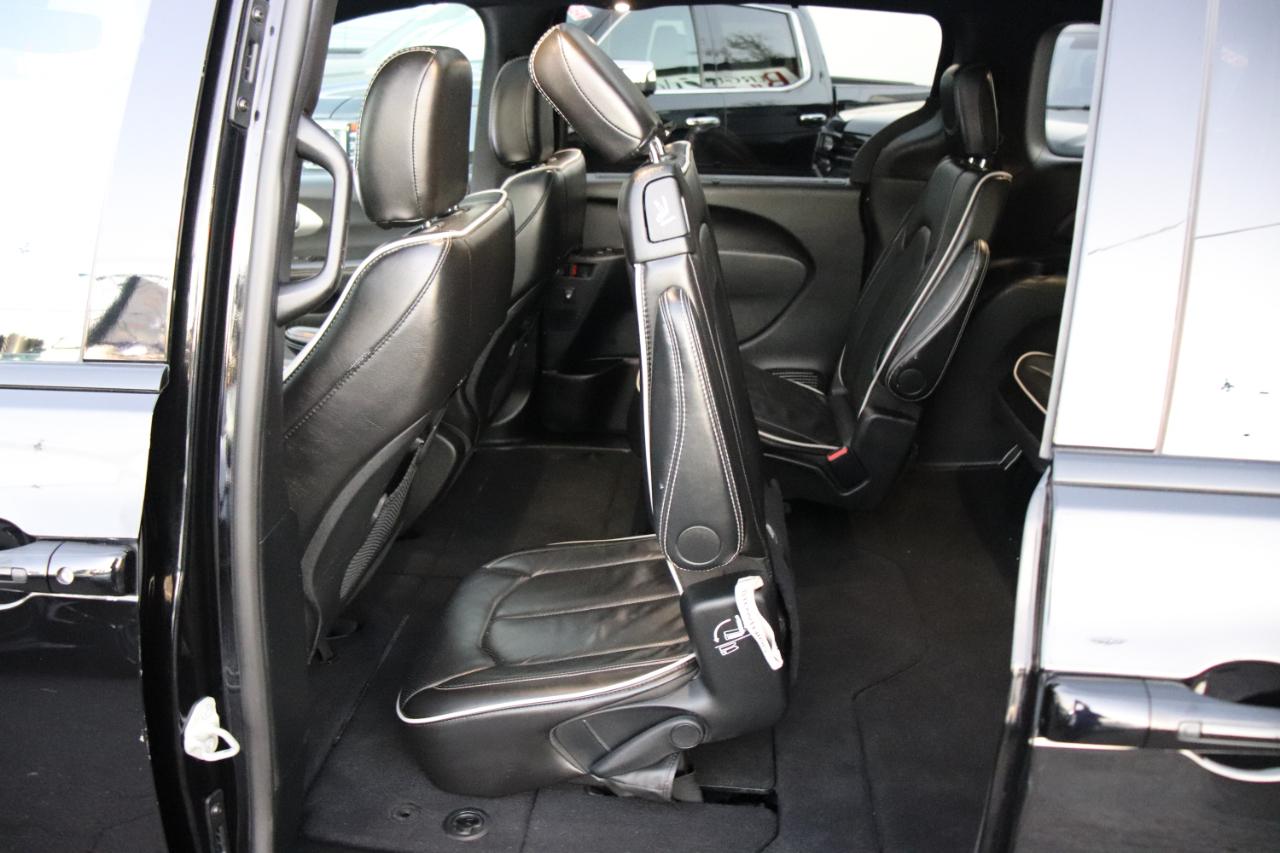 Chrysler Pacifica Limited FWD 2025