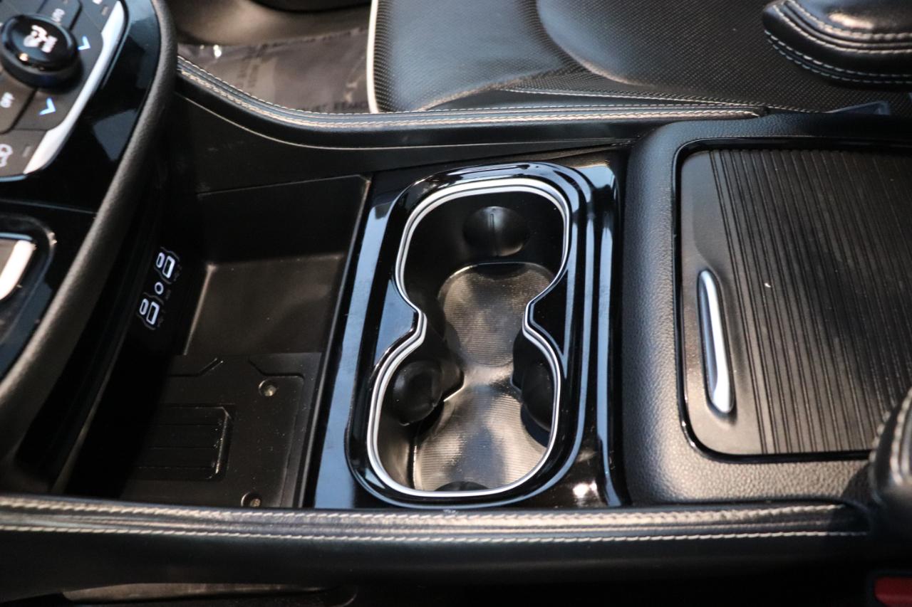 Chrysler Pacifica Limited FWD 2025