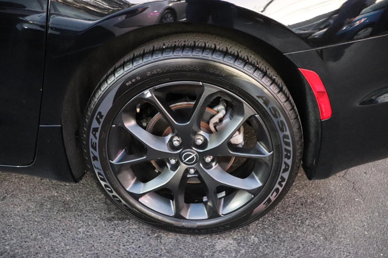 Chrysler Pacifica Limited FWD 2025