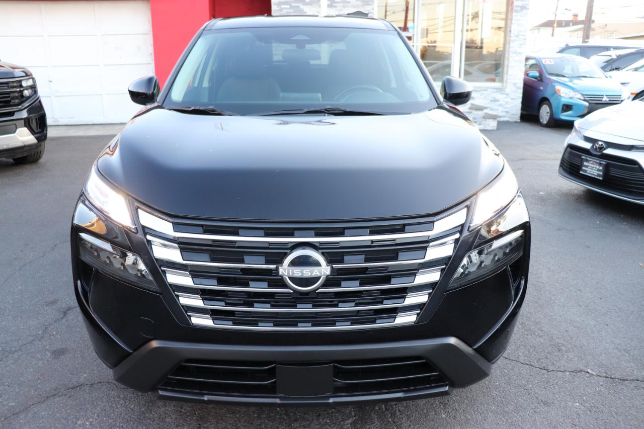 Nissan Rogue FWD SV 2025