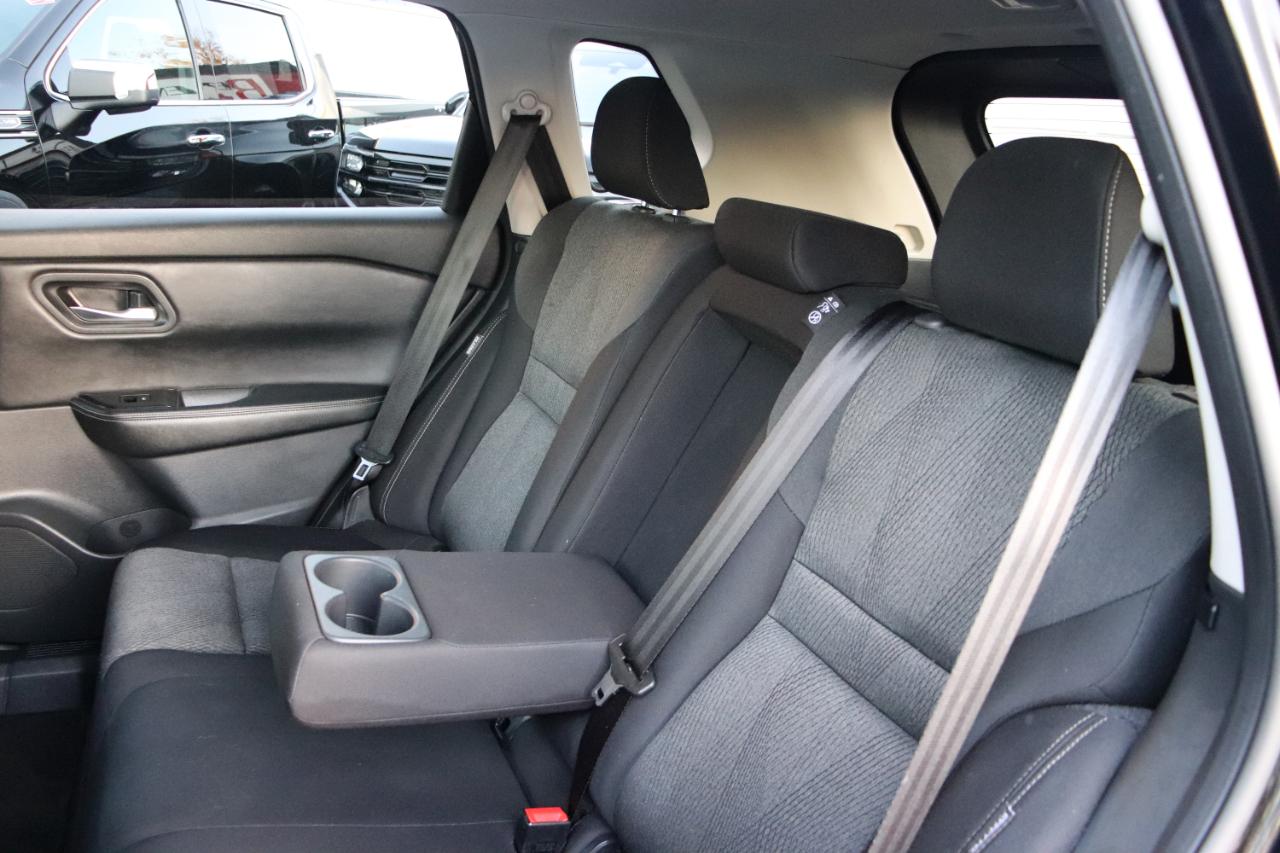 Nissan Rogue FWD SV 2025
