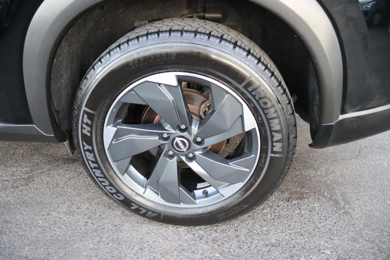 Nissan Rogue FWD SV 2025