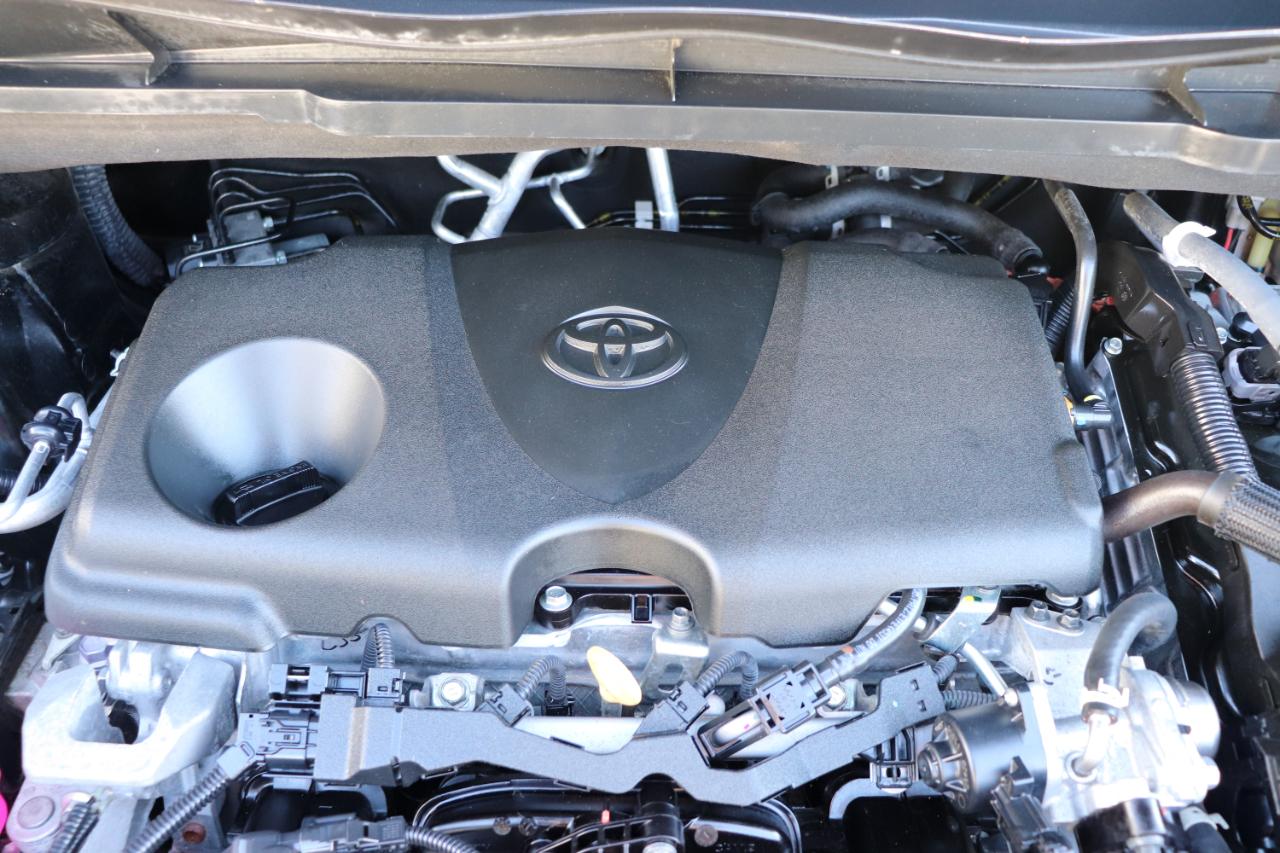 Toyota Sienna XLE FWD 8-Passenger (Natl) 2024