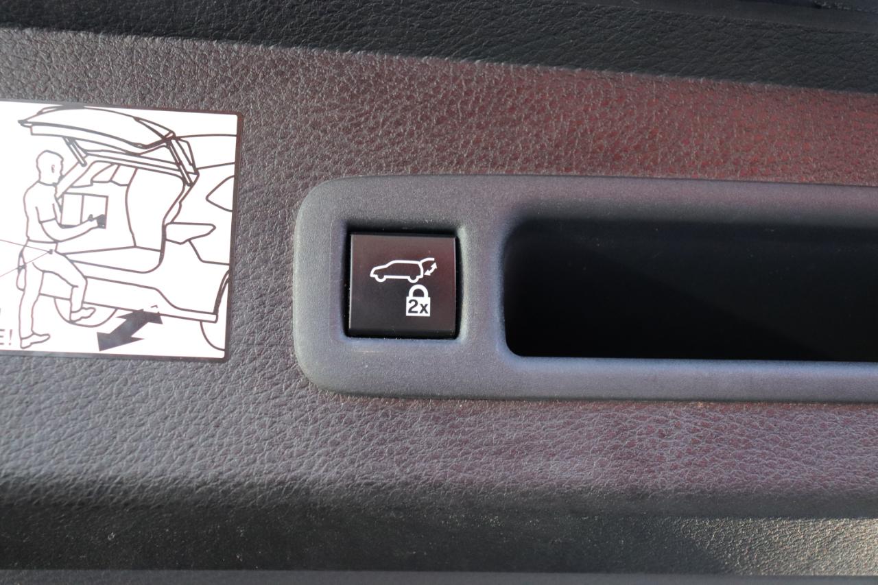 Toyota Sienna XLE FWD 8-Passenger (Natl) 2024