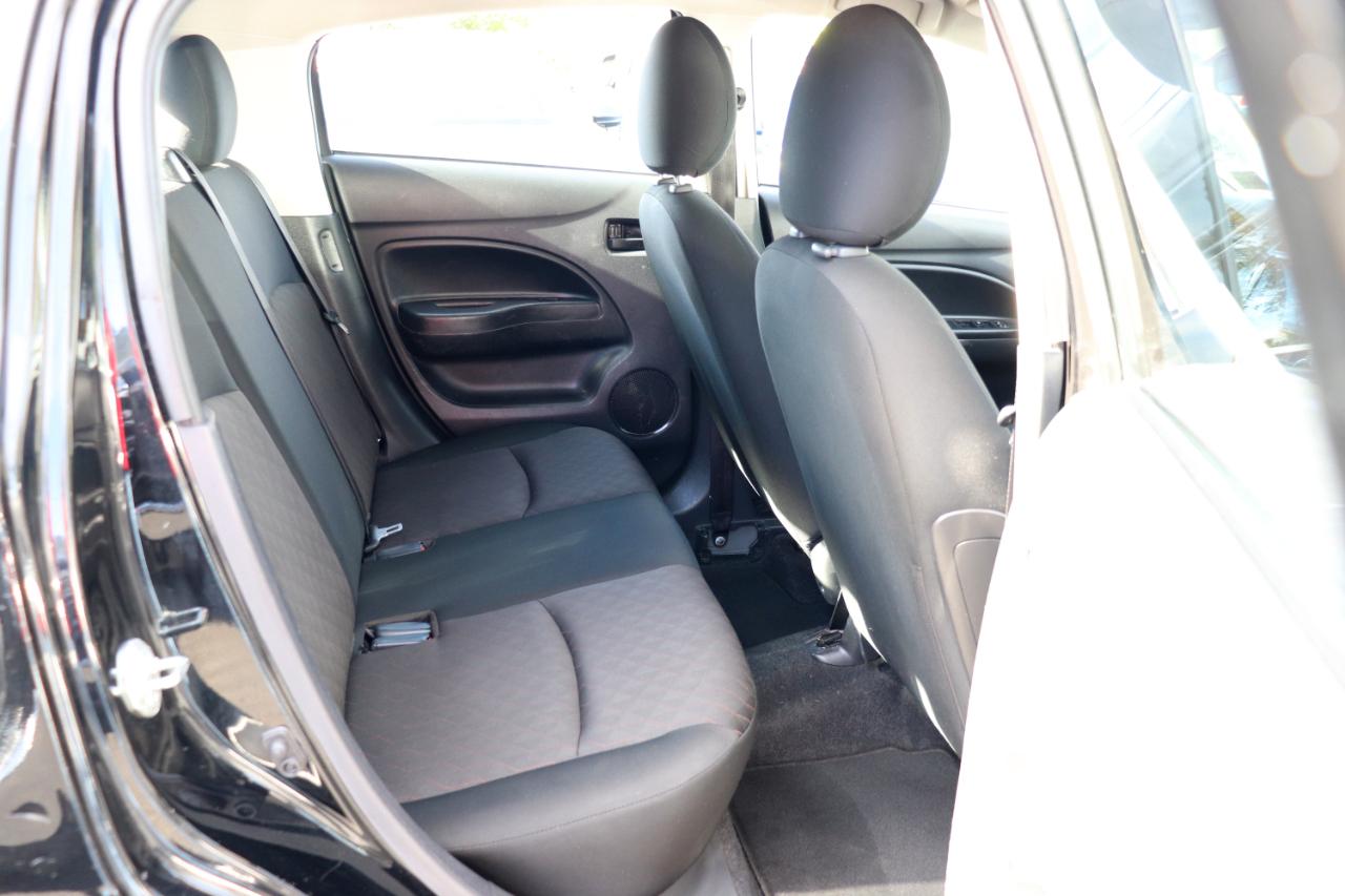 Mitsubishi Mirage ES CVT 2024