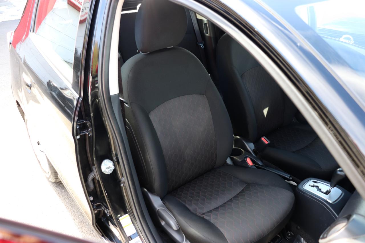 Mitsubishi Mirage ES CVT 2024