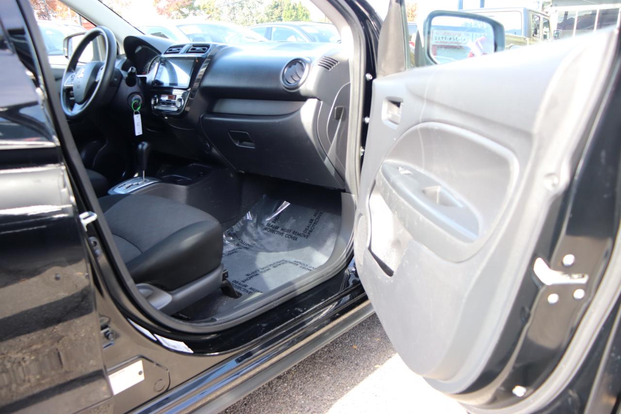 Mitsubishi Mirage ES CVT 2024