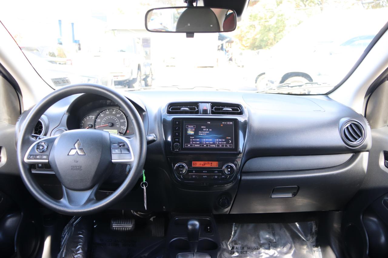 Mitsubishi Mirage ES CVT 2024