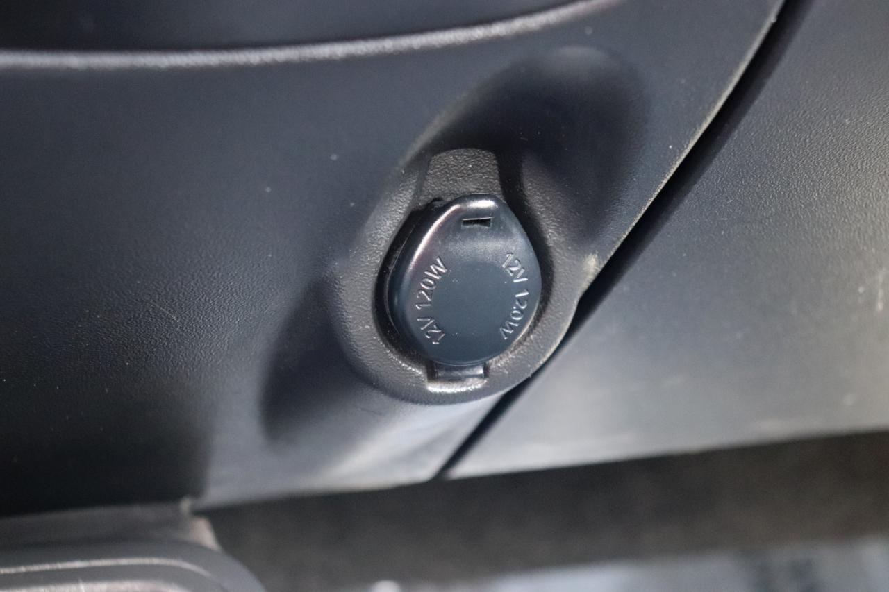 Mitsubishi Mirage ES CVT 2024