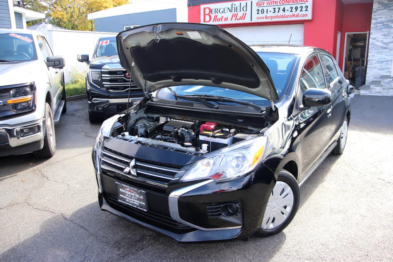 Mitsubishi Mirage ES CVT 2024