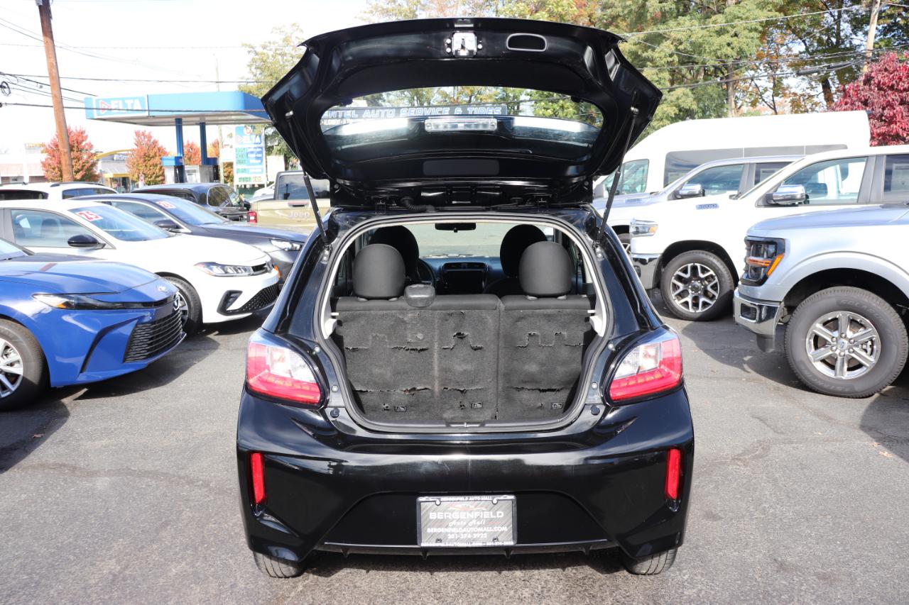 Mitsubishi Mirage ES CVT 2024