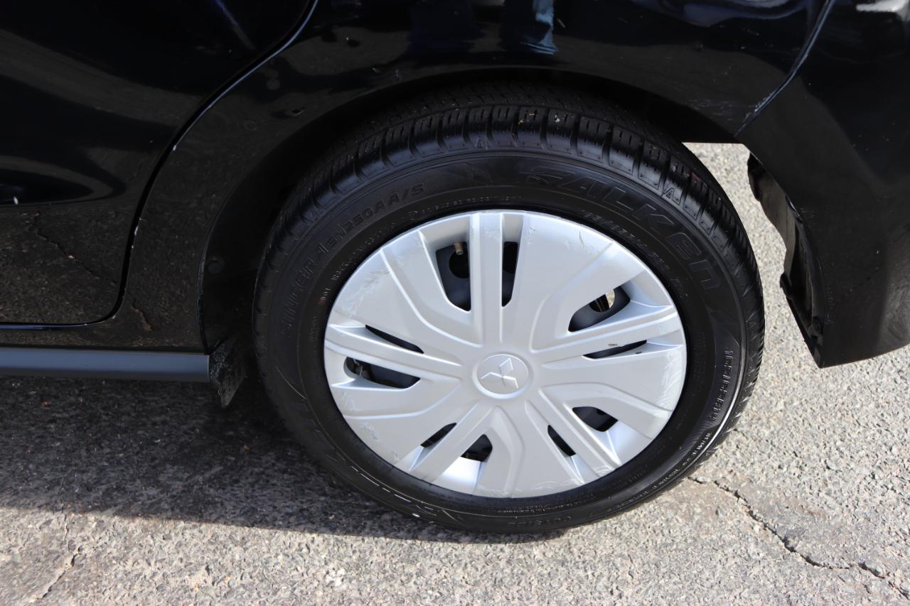 Mitsubishi Mirage ES CVT 2024