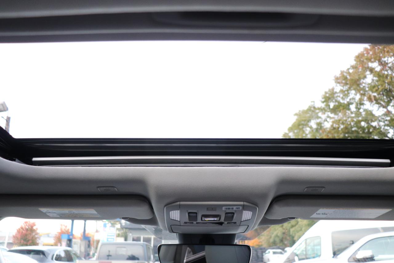 Toyota Highlander XLE AWD (Natl) 2023