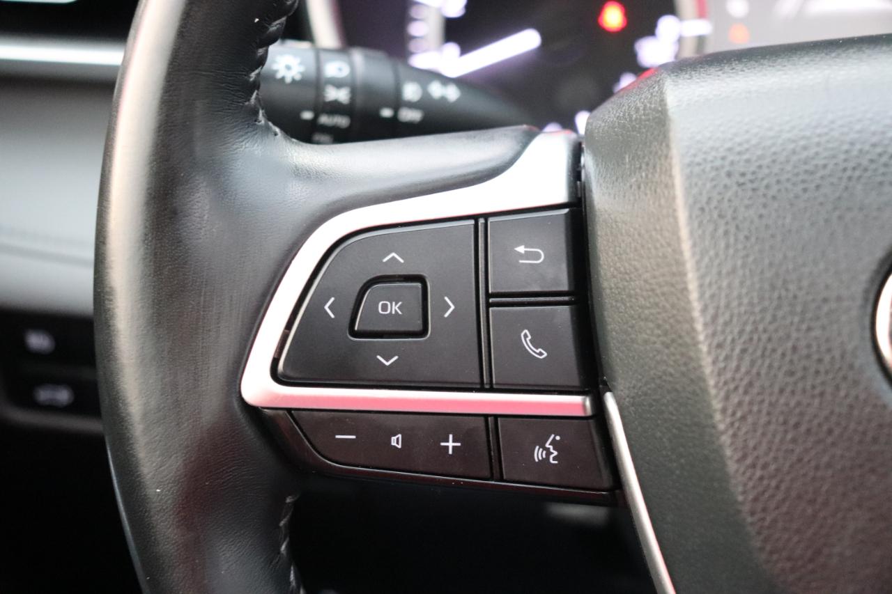 Toyota Highlander XLE AWD (Natl) 2023