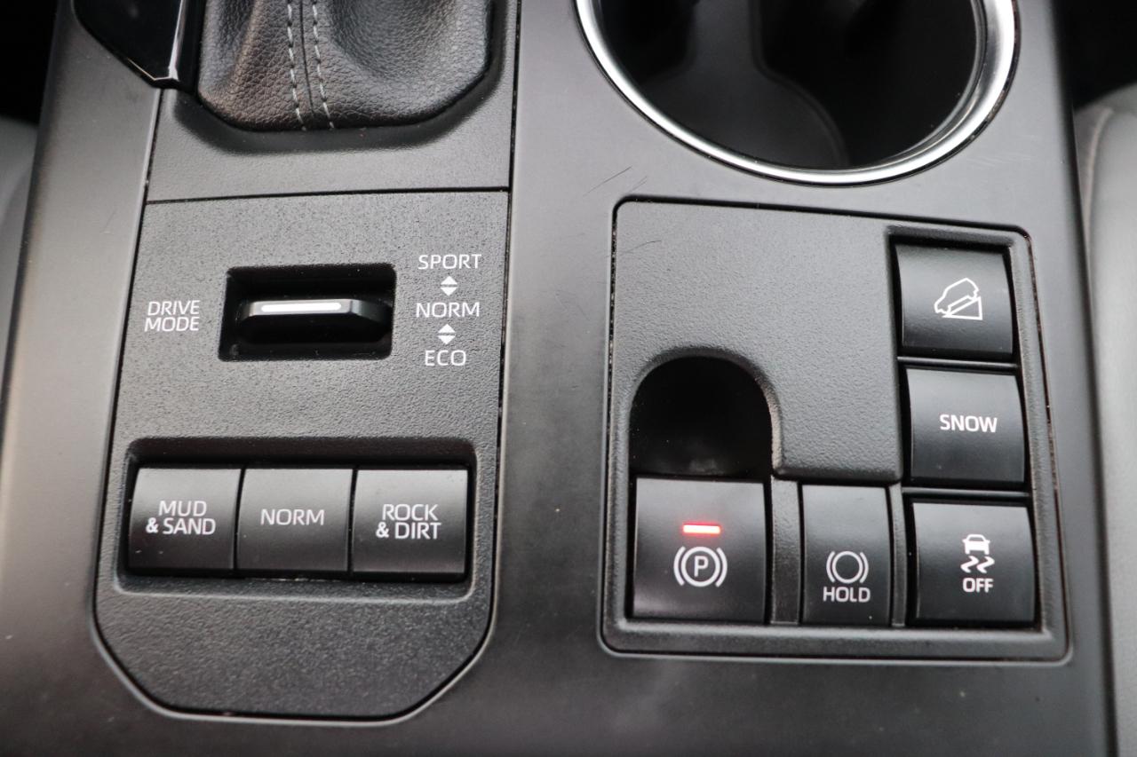 Toyota Highlander XLE AWD (Natl) 2023