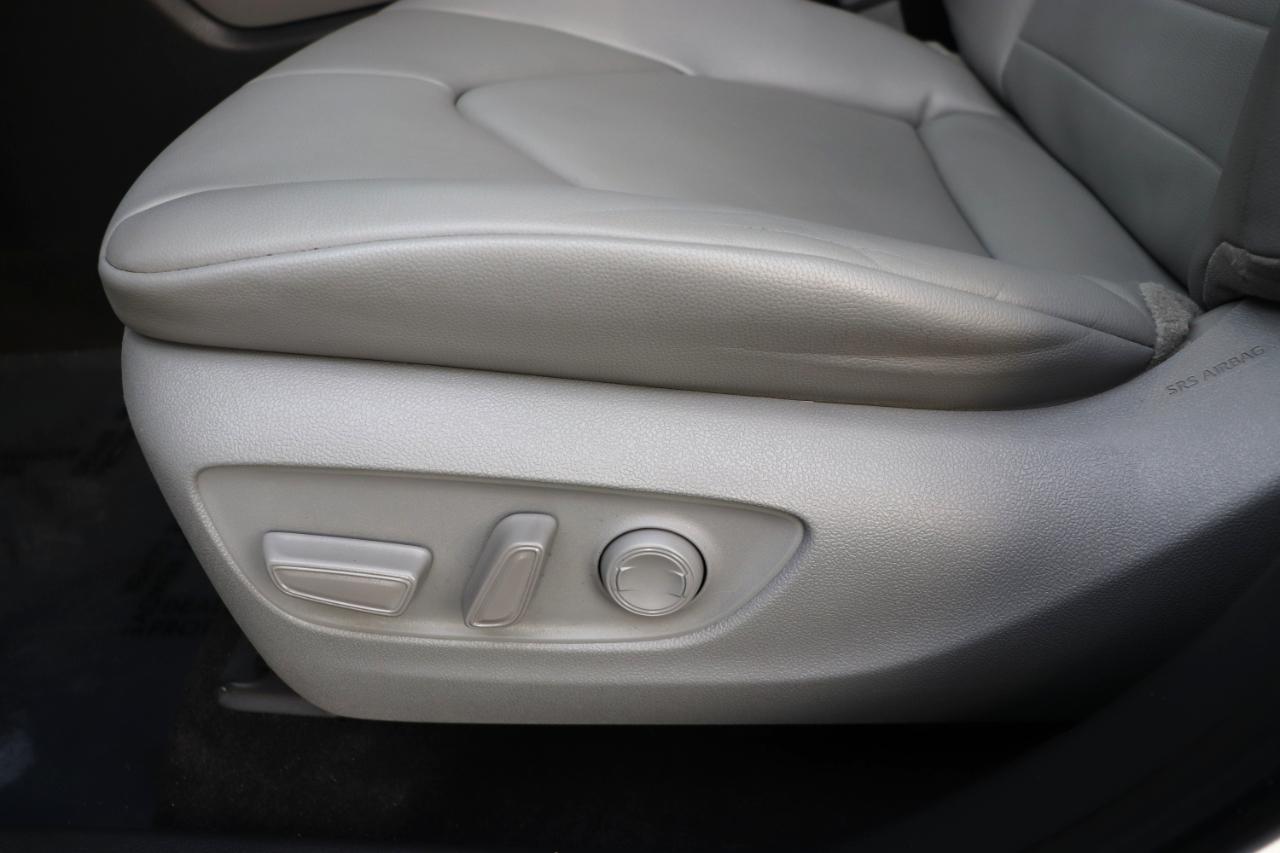 Toyota Highlander XLE AWD (Natl) 2023
