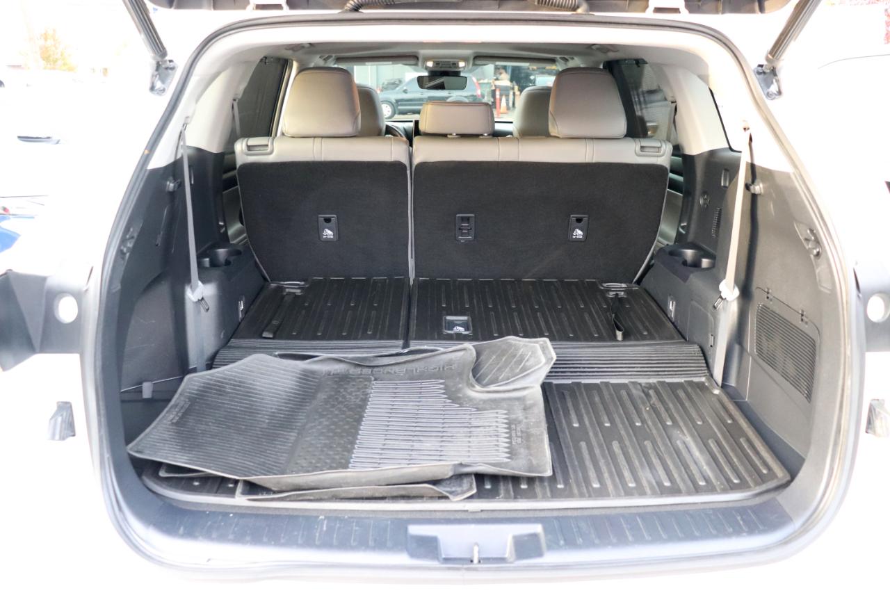 Toyota Highlander XLE AWD (Natl) 2023
