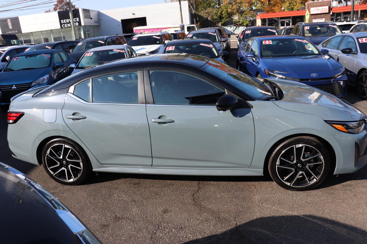 Nissan Sentra SR CVT 2025