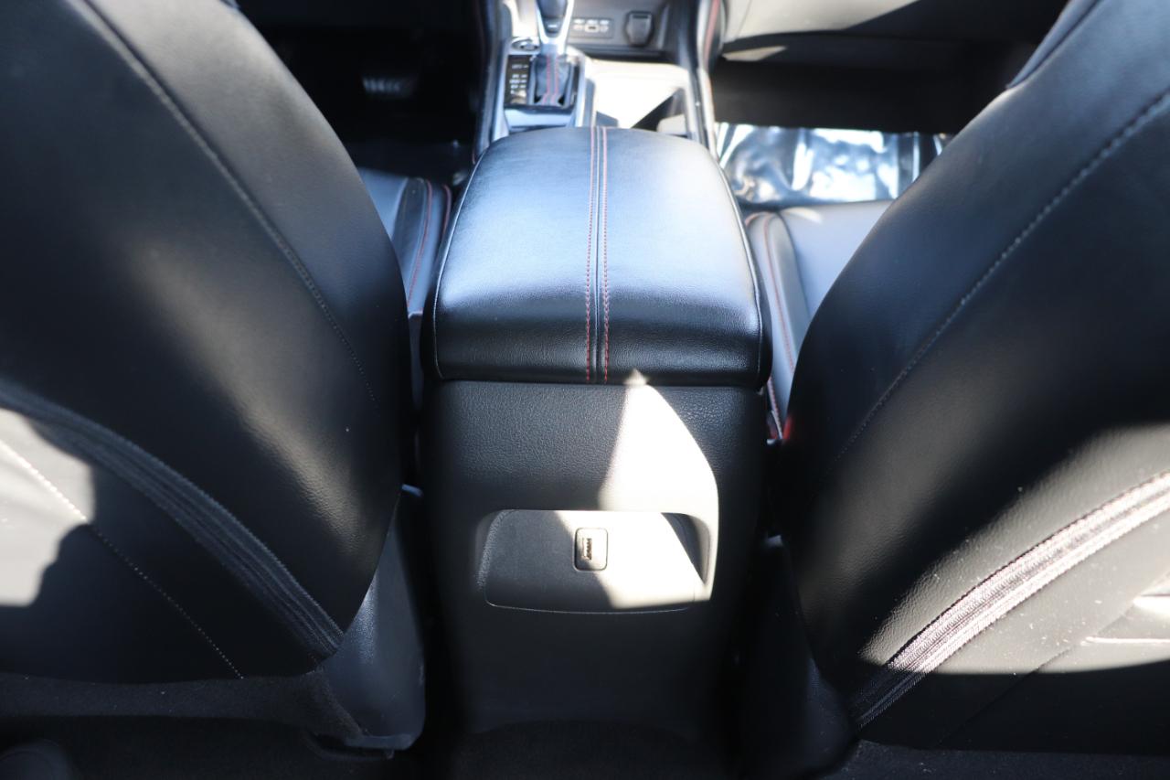Nissan Sentra SR CVT 2025