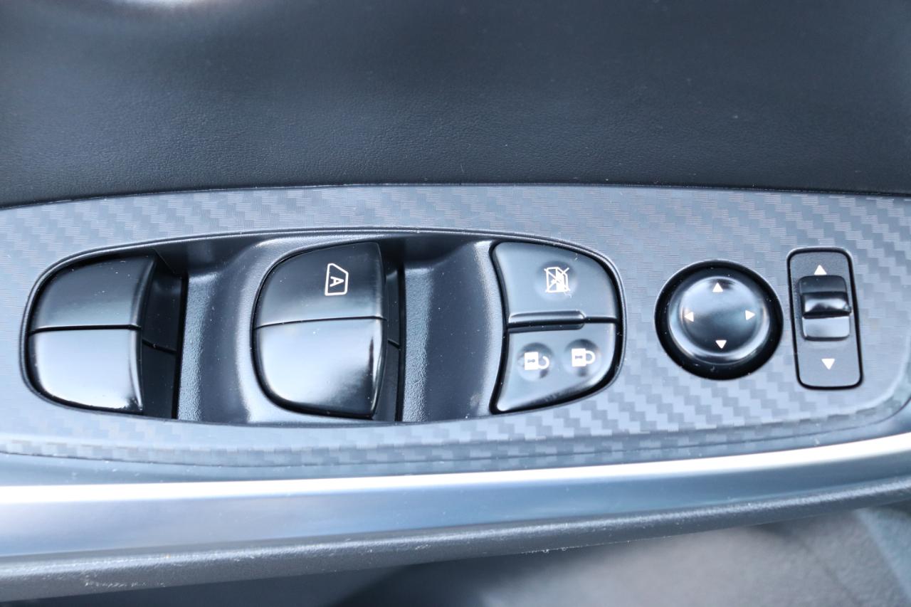 Nissan Sentra SR CVT 2025