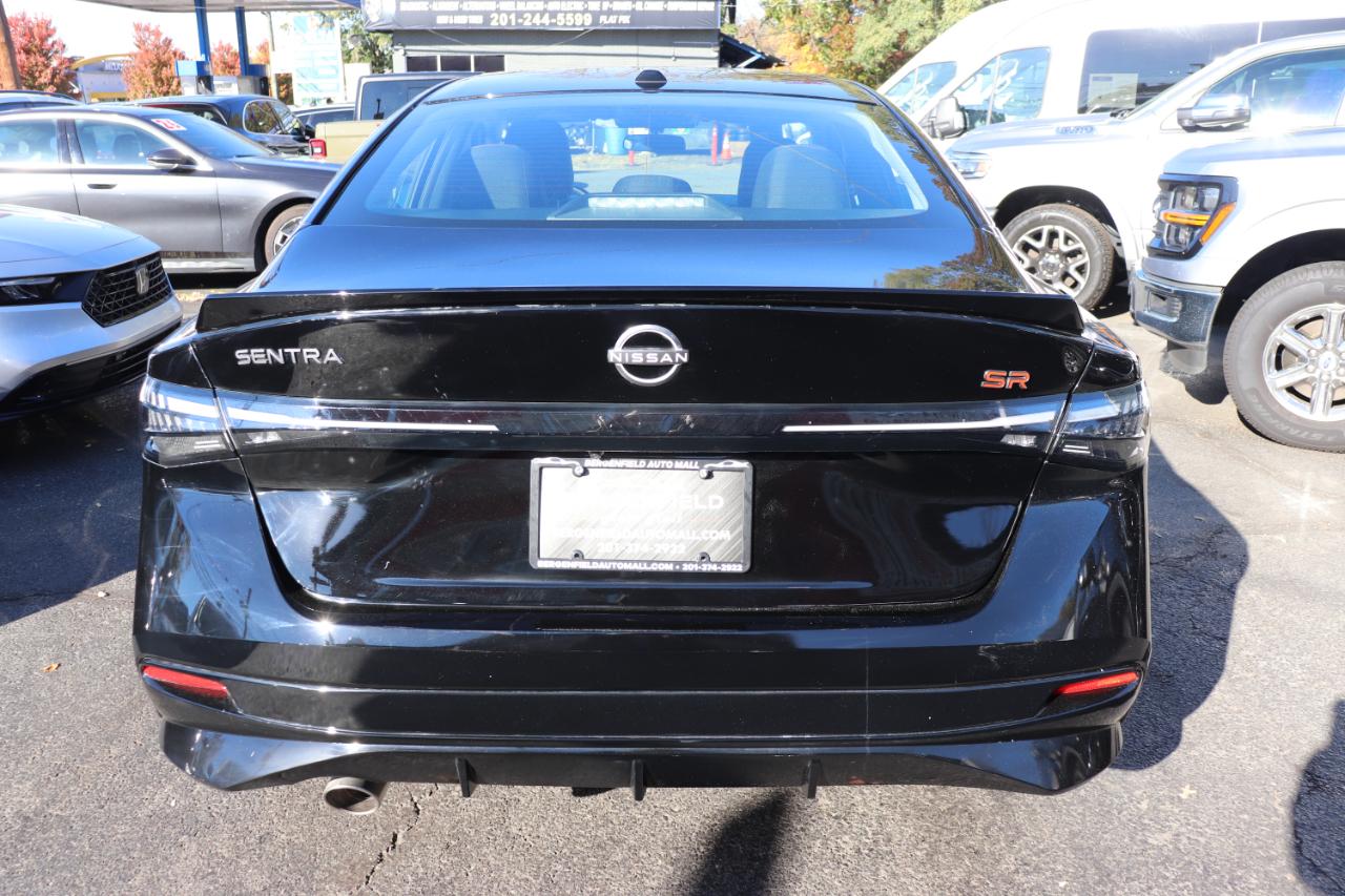 Nissan Sentra SR Sedan *Ltd Avail* 2026