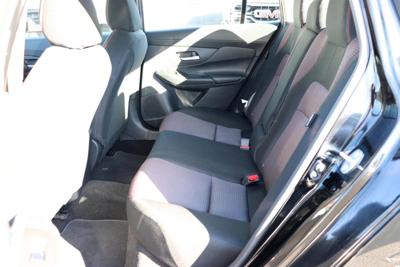 Nissan Sentra SR Sedan *Ltd Avail* 2026
