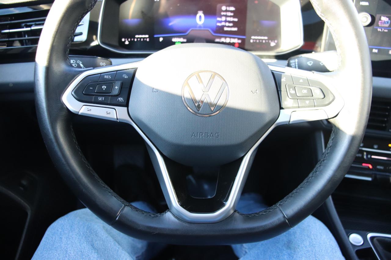 Volkswagen Jetta SE Auto 2025