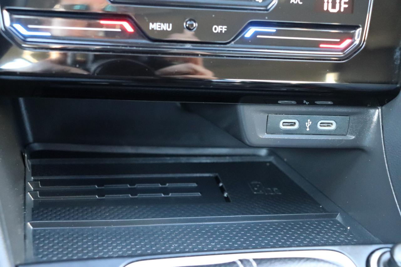 Volkswagen Jetta SE Auto 2025