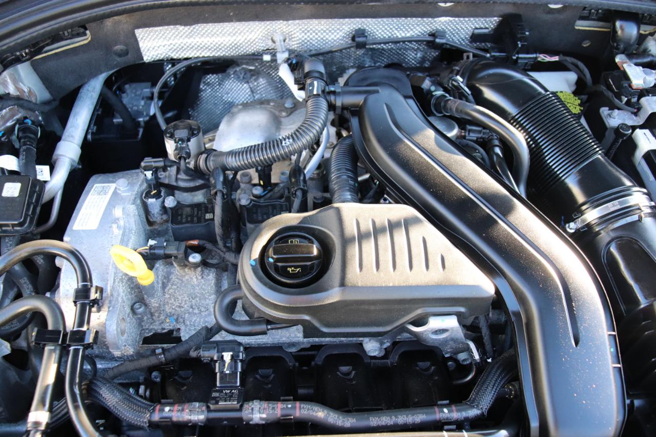 Volkswagen Jetta SE Auto 2025