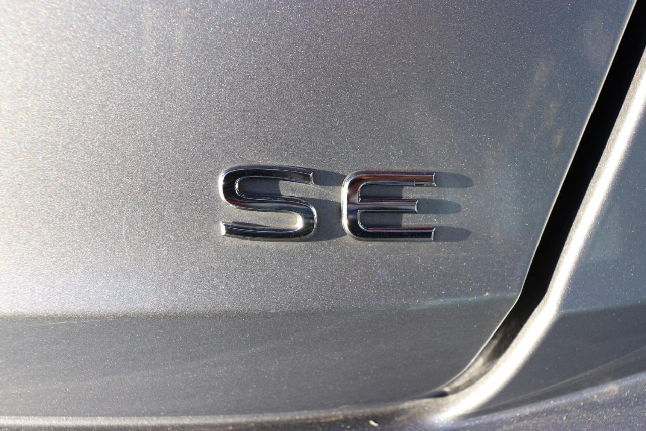 Volkswagen Jetta SE Auto 2025