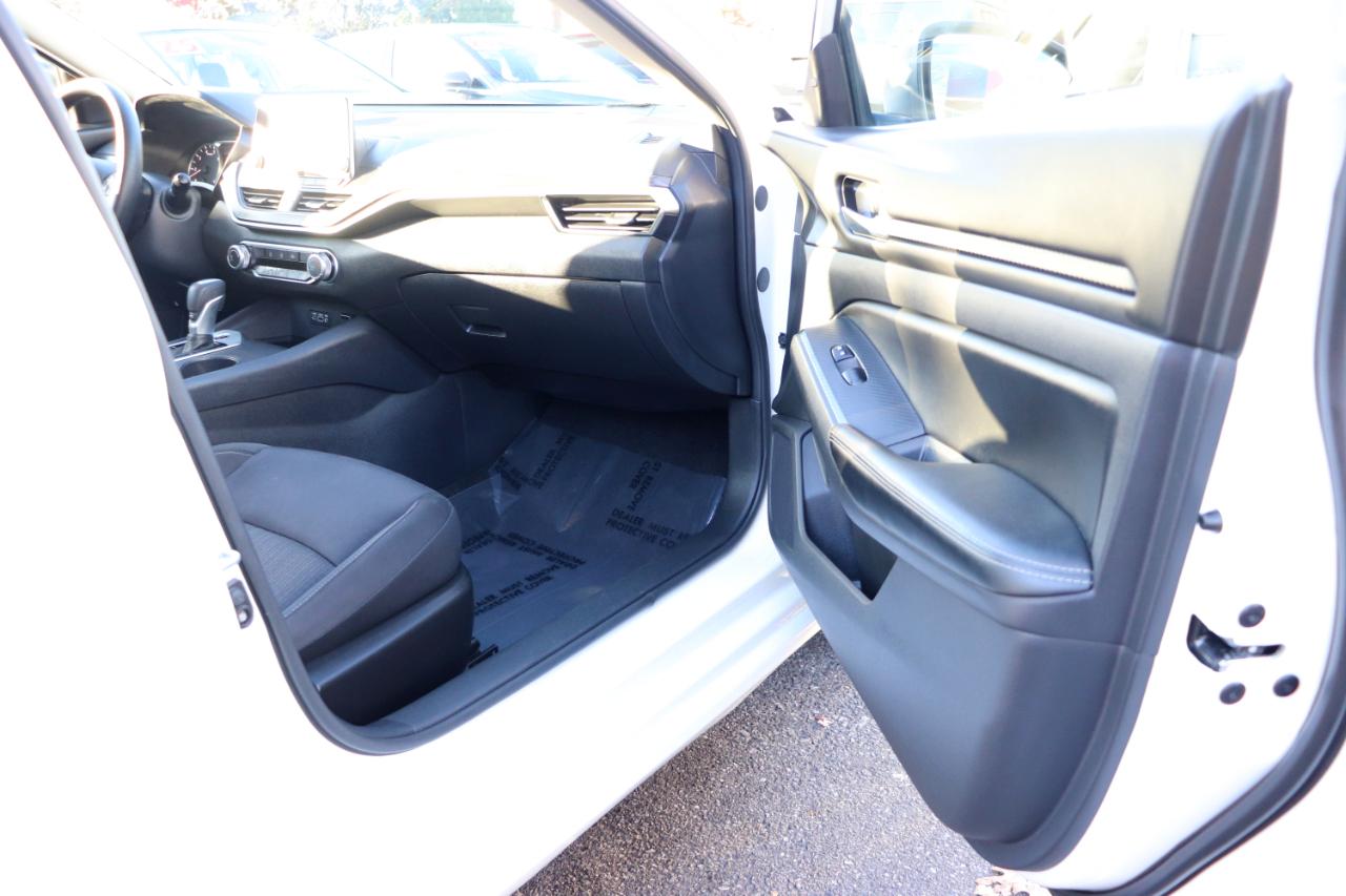 Nissan Altima SV FWD 2025