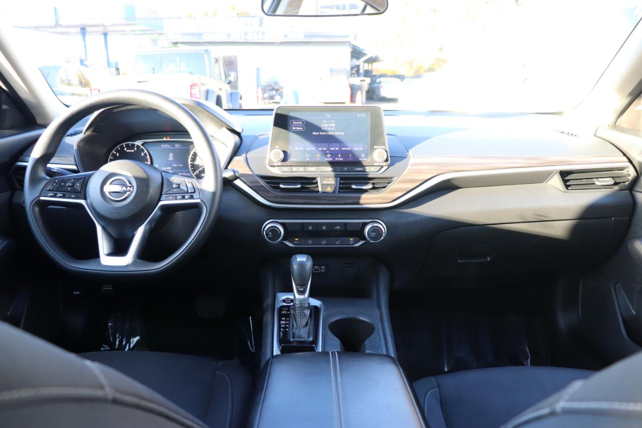 Nissan Altima SV FWD 2025
