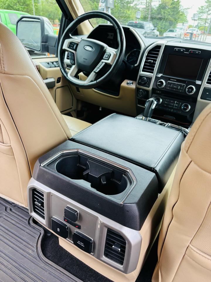 Ford F-150 Lariat SuperCab 5.5-ft 4WD 2017