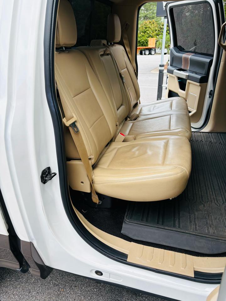 Ford F-150 Lariat SuperCab 5.5-ft 4WD 2017